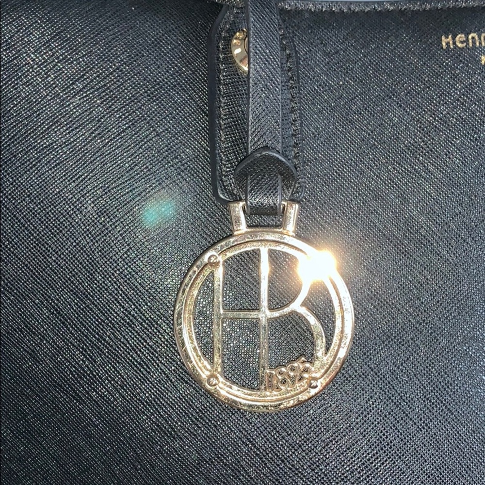🌟HP🎉Henri Bendel bag🌟 - Picture 3 of 9